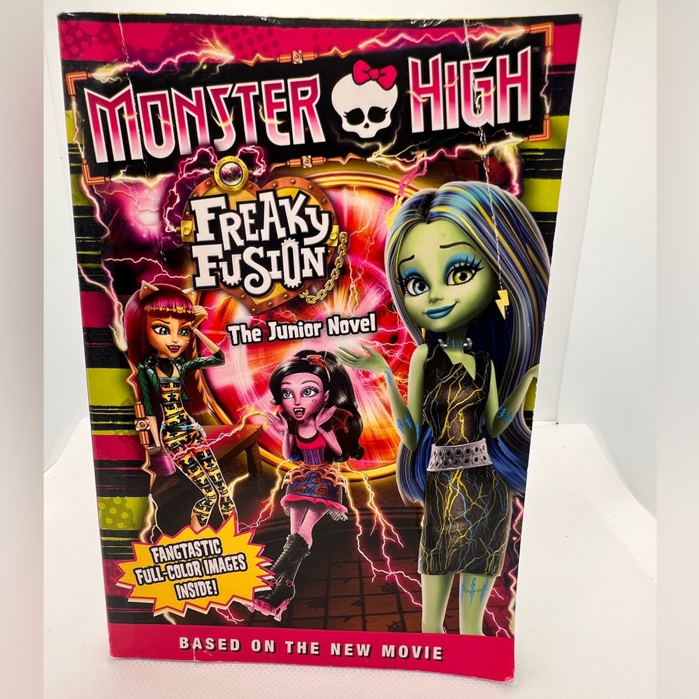 Monster High Freaky Fusion Junior Novel